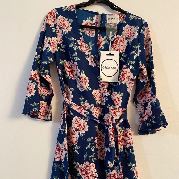 NWT women’s Blue Rose Floral Wrap Dress  3/4 Sleeve  V Neck Mini Skater Dress - Picture 5 of 8